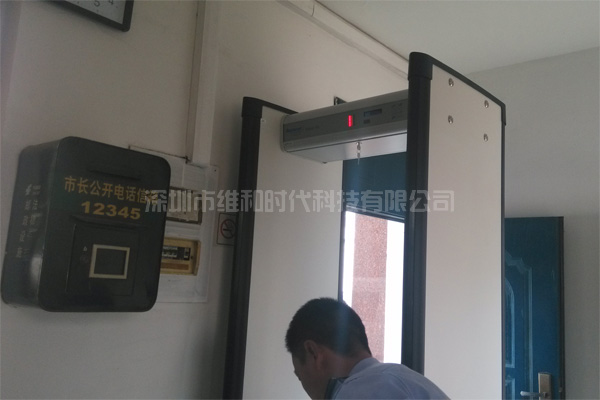 富士康蘋果生產線采用METOR6S進口安檢門防盜