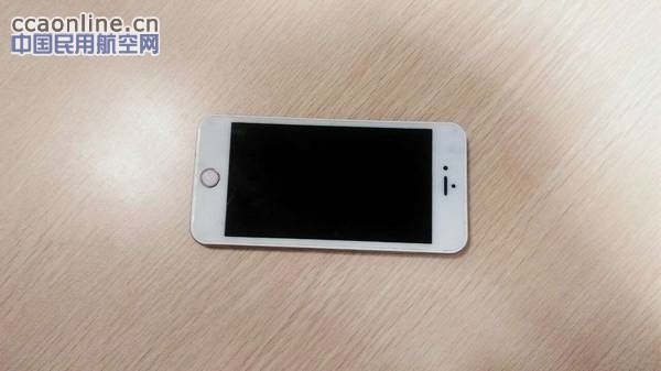 安檢門攔截蘋果6手機(jī)式打火機(jī) 系伊寧機(jī)場首次[圖]