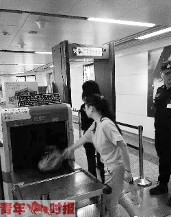 杭州地鐵安檢昨起全面升級 今后乘地鐵不僅“物檢”還要“人檢”