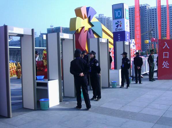 進口安檢門和國產(chǎn)安檢門會有哪些區(qū)別？